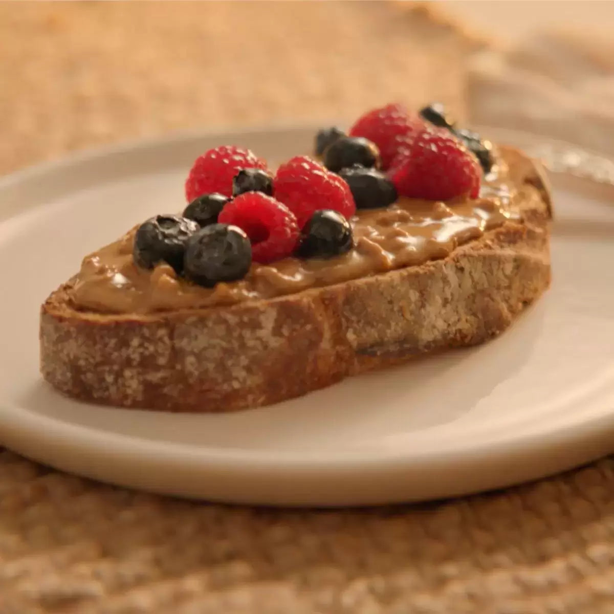 Pip & Nut Crunchy Peanut Butter, 1kg